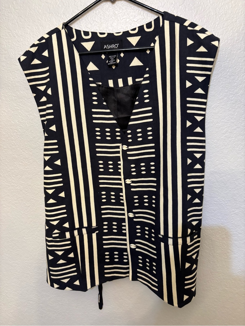 Ashro Black and Cream Geometric Button Front Tunic Vest